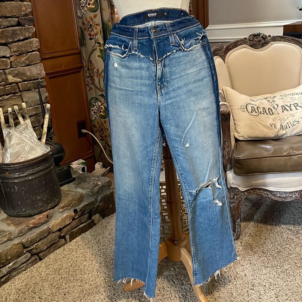 Hudson Holly Cropped Flare Jeans 26